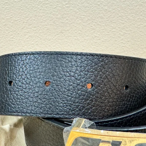 Louis Vuitton Black & Tan Reversible Initials 40MM Leather Belt Size 95